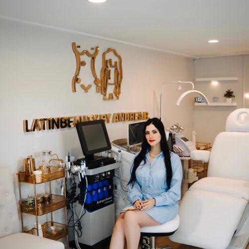 Facetune_10-10-2025-21-43-18